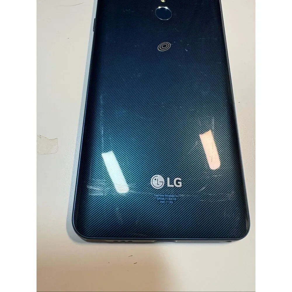 Lot of 4 Cell Phones LG, HTC Smartphones, Parts Repair